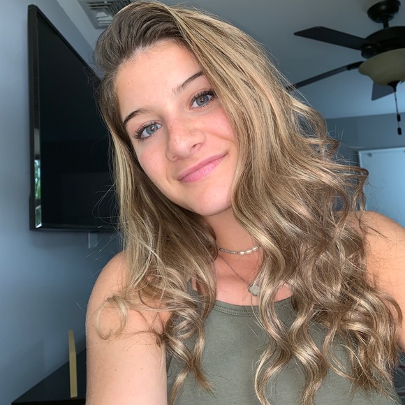 Meet your Posher, Alexa - Picture 1 of 1